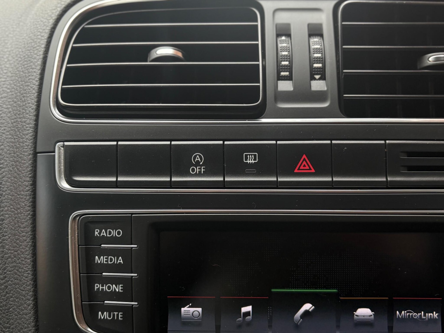 Used Volkswagen Polo for sale - 78182617: Photo 38