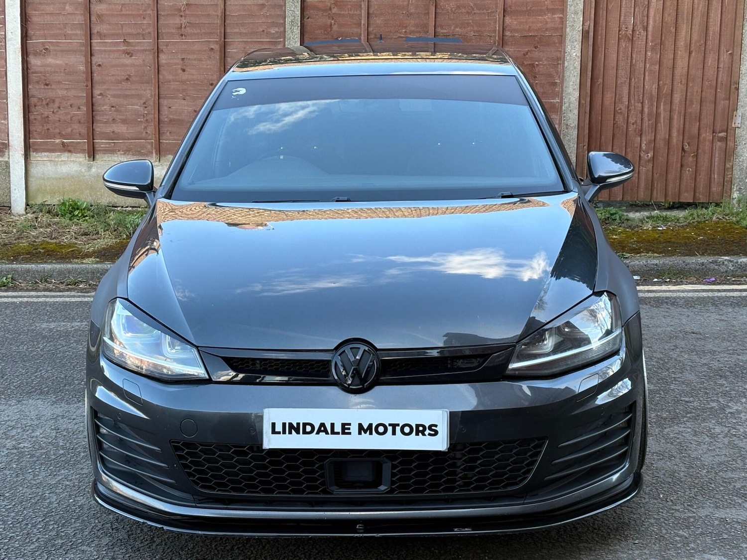 Used Volkswagen Golf for sale - 78182608: Photo 2