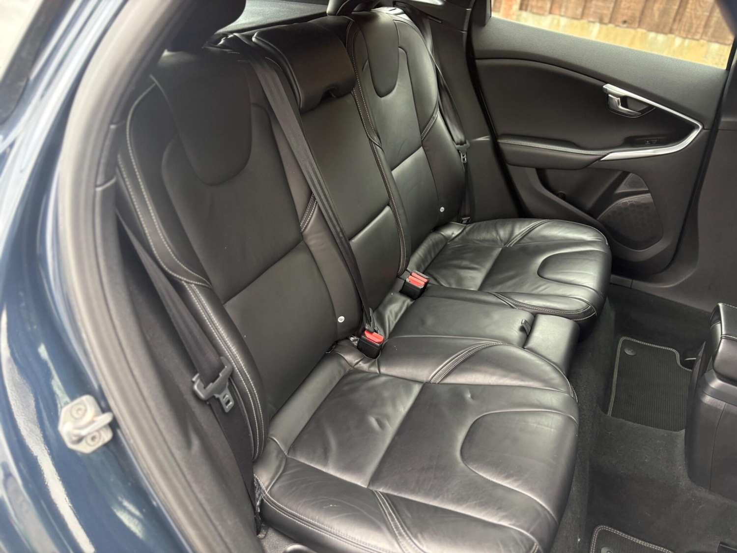 Used Volvo V40 2014 for sale - 78059924: Photo 22