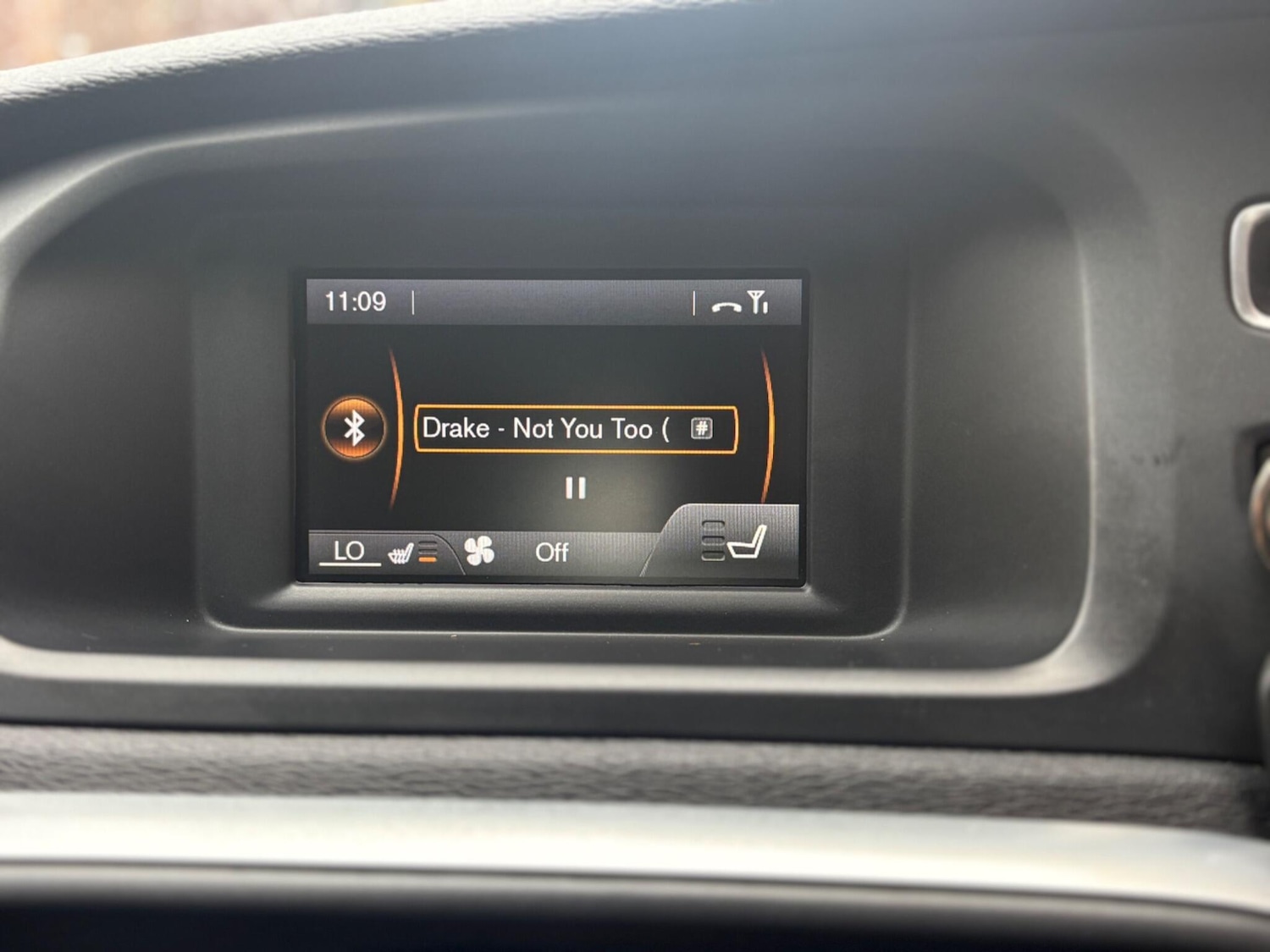 Used Volvo V40 2014 for sale - 78059924: Photo 55