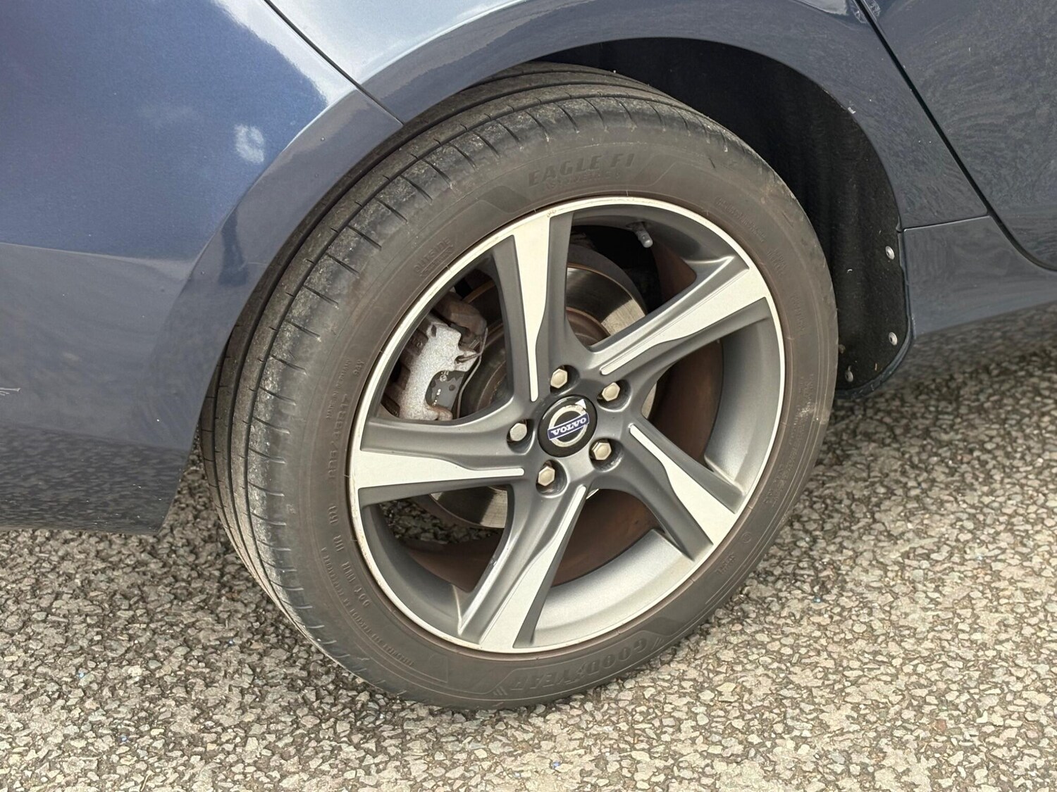 Used Volvo V40 2014 for sale - 78059924: Photo 63