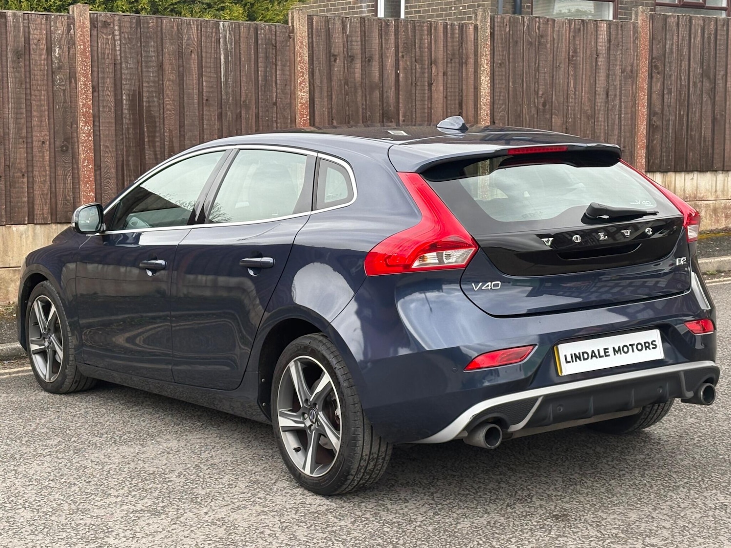 Used Volvo V40 2014 for sale - 78059924: Photo 7