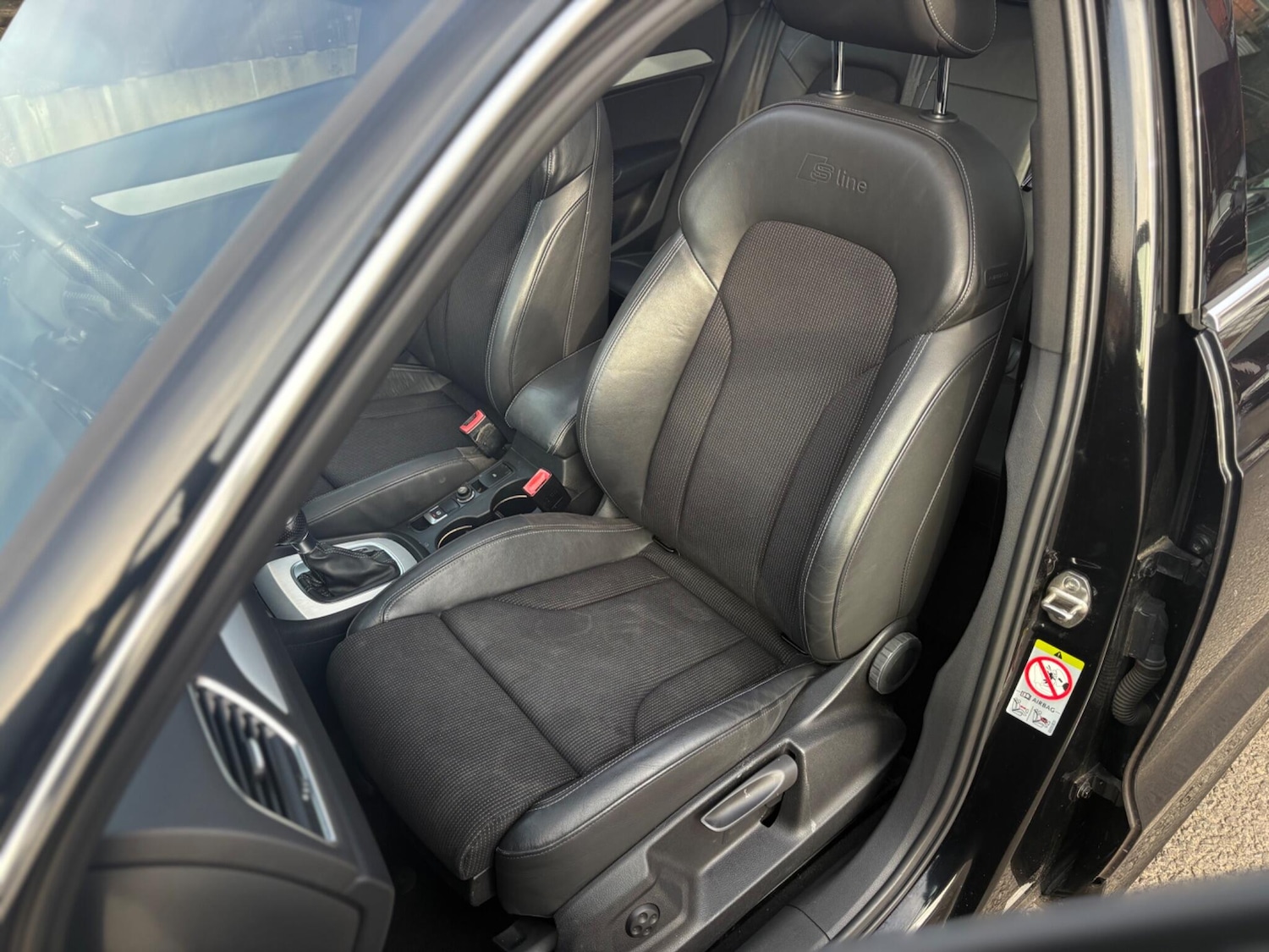 Used Audi Q3 2012 for sale - 78043313: Photo 27