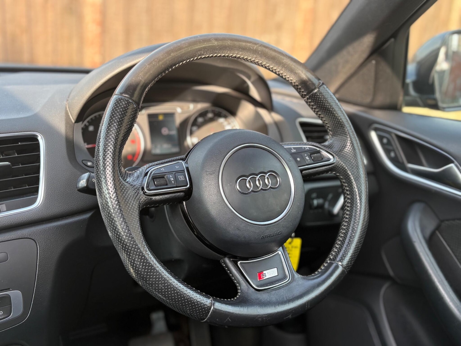 Used Audi Q3 2012 for sale - 78043313: Photo 34