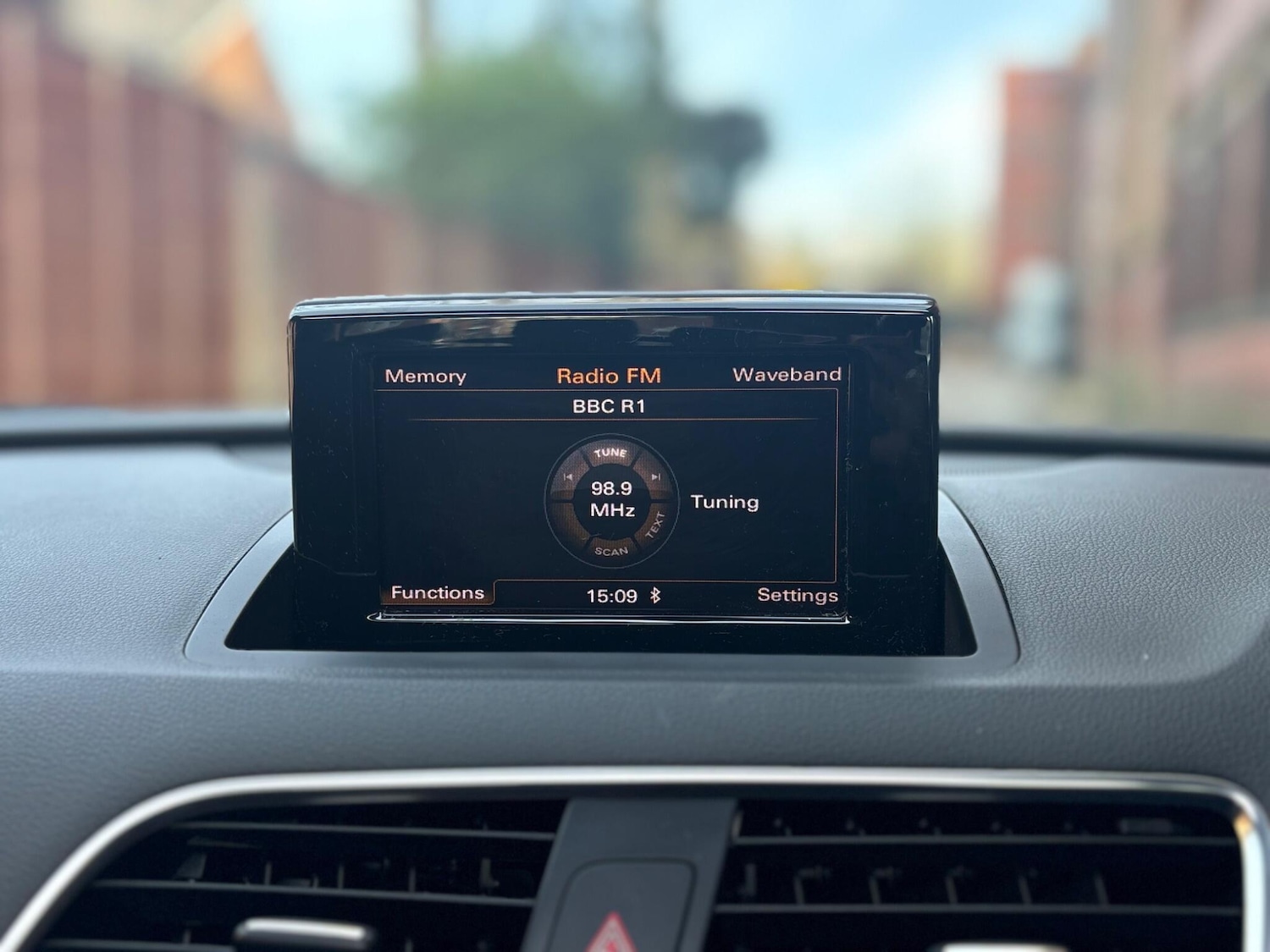 Used Audi Q3 2012 for sale - 78043313: Photo 46