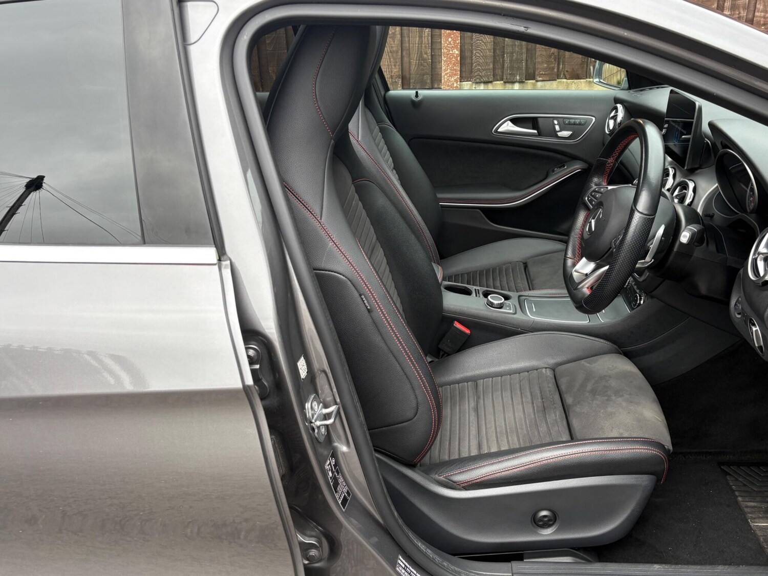 Used Mercedes-Benz GLA 2018 for sale - 78043296: Photo 16