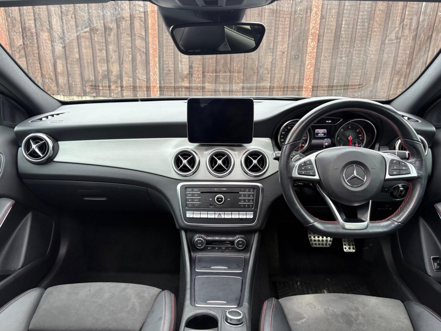 Used Mercedes-Benz GLA 2018 for sale - 78043296: Photo 32