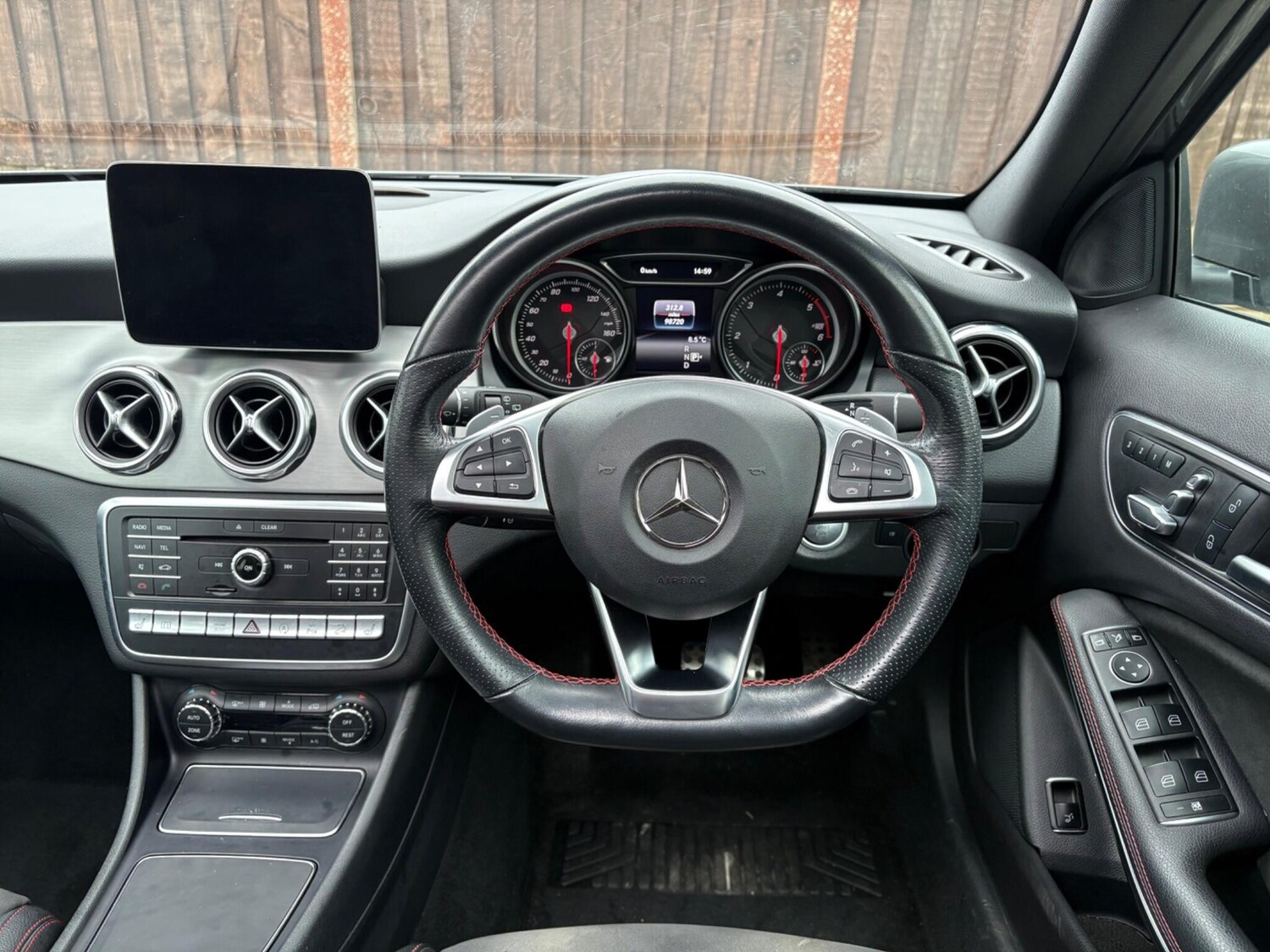 Used Mercedes-Benz GLA 2018 for sale - 78043296: Photo 33