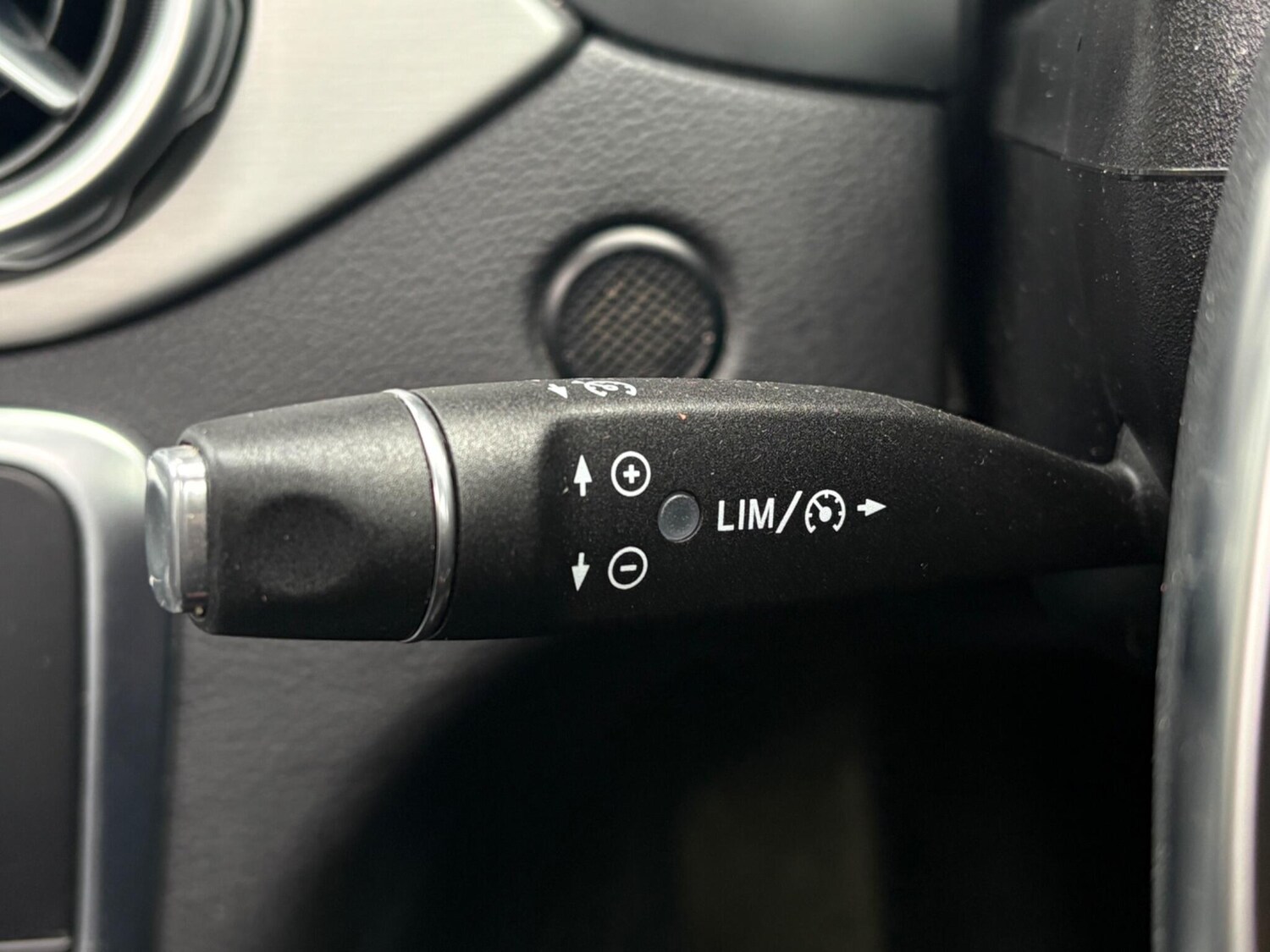 Used Mercedes-Benz GLA 2018 for sale - 78043296: Photo 39