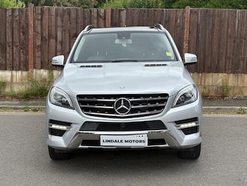 Used Mercedes-Benz M Class 2015 for sale - 79082310: Photo