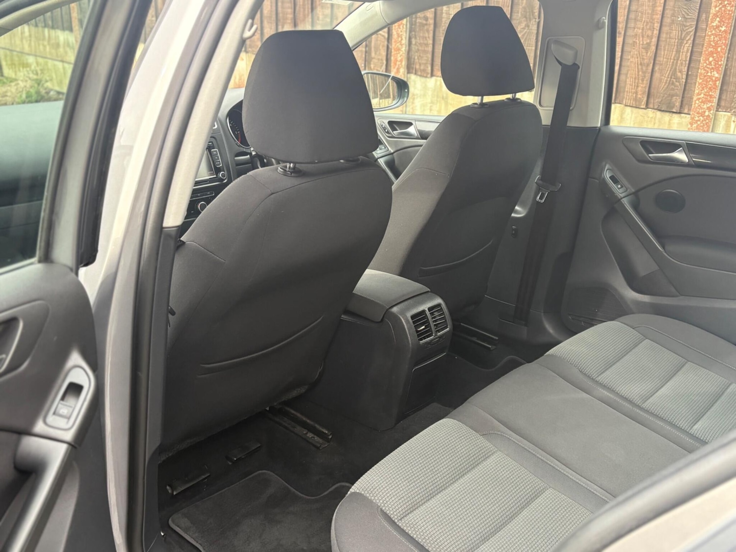 Used Volkswagen Golf 2011 for sale - 78043308: Photo 19