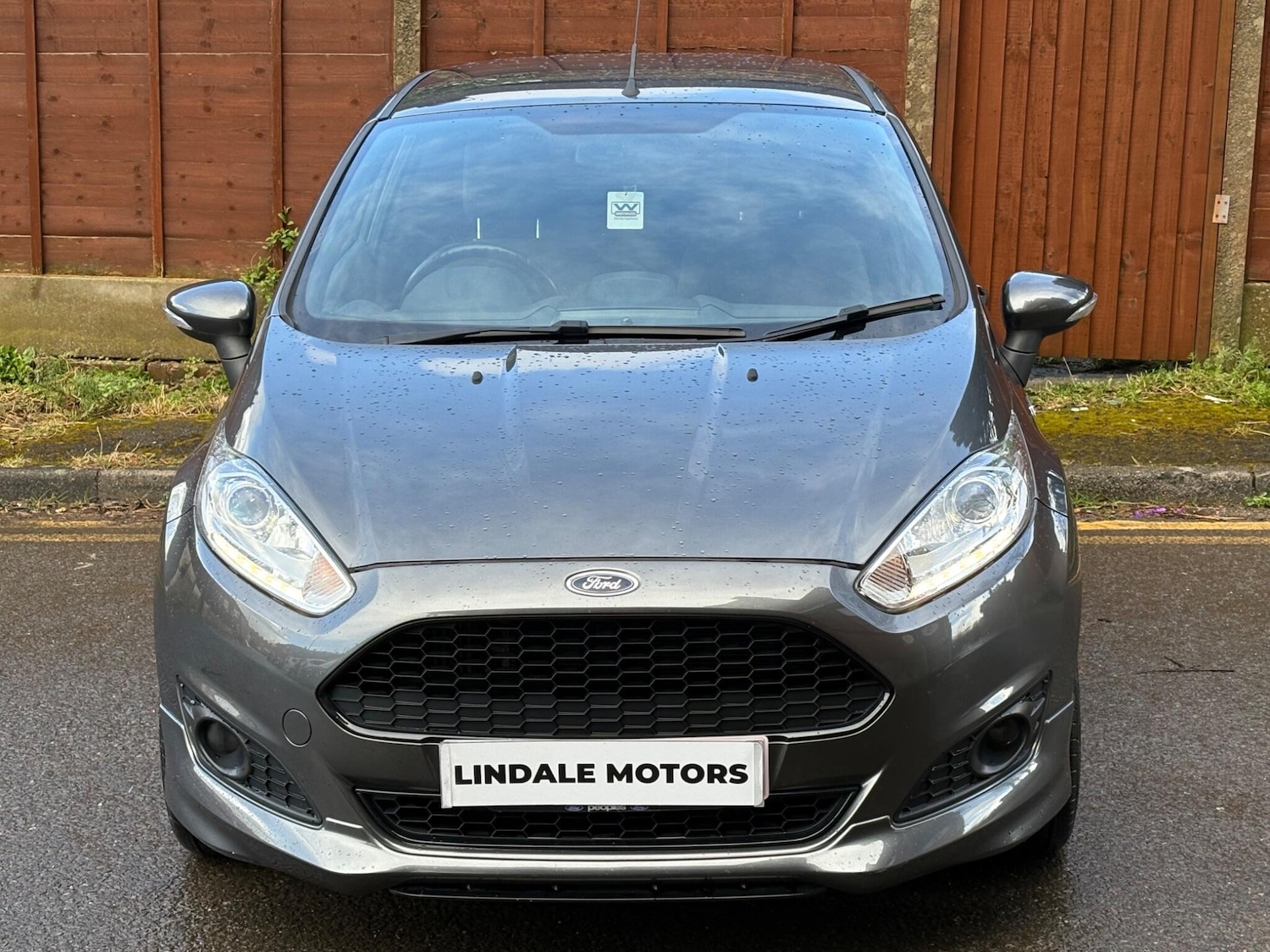 Used Ford Fiesta 2017 for sale - 78043278: Photo 2