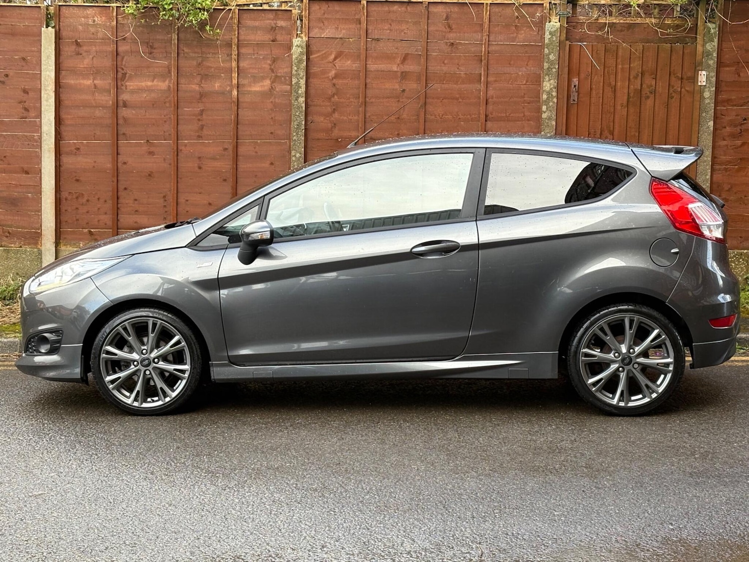 Used Ford Fiesta 2017 for sale - 78043278: Photo 4