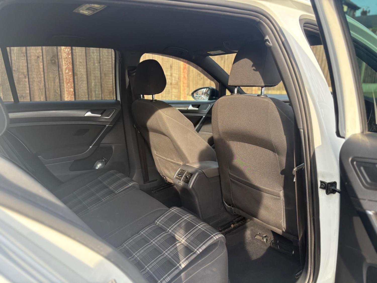 Used Volkswagen Golf 2017 for sale - 78043294: Photo 20