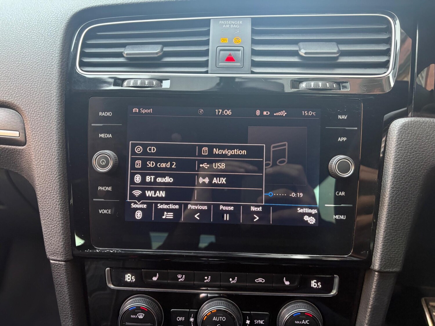 Used Volkswagen Golf 2017 for sale - 78043294: Photo 47