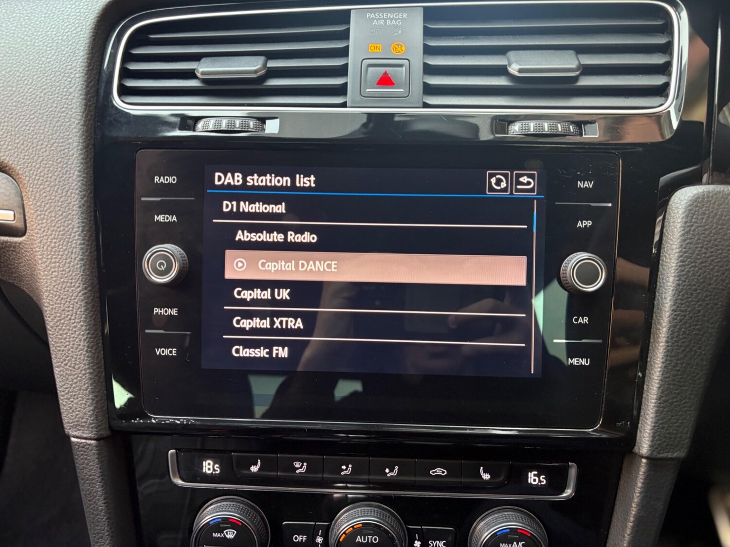 Used Volkswagen Golf 2017 for sale - 78043294: Photo 52