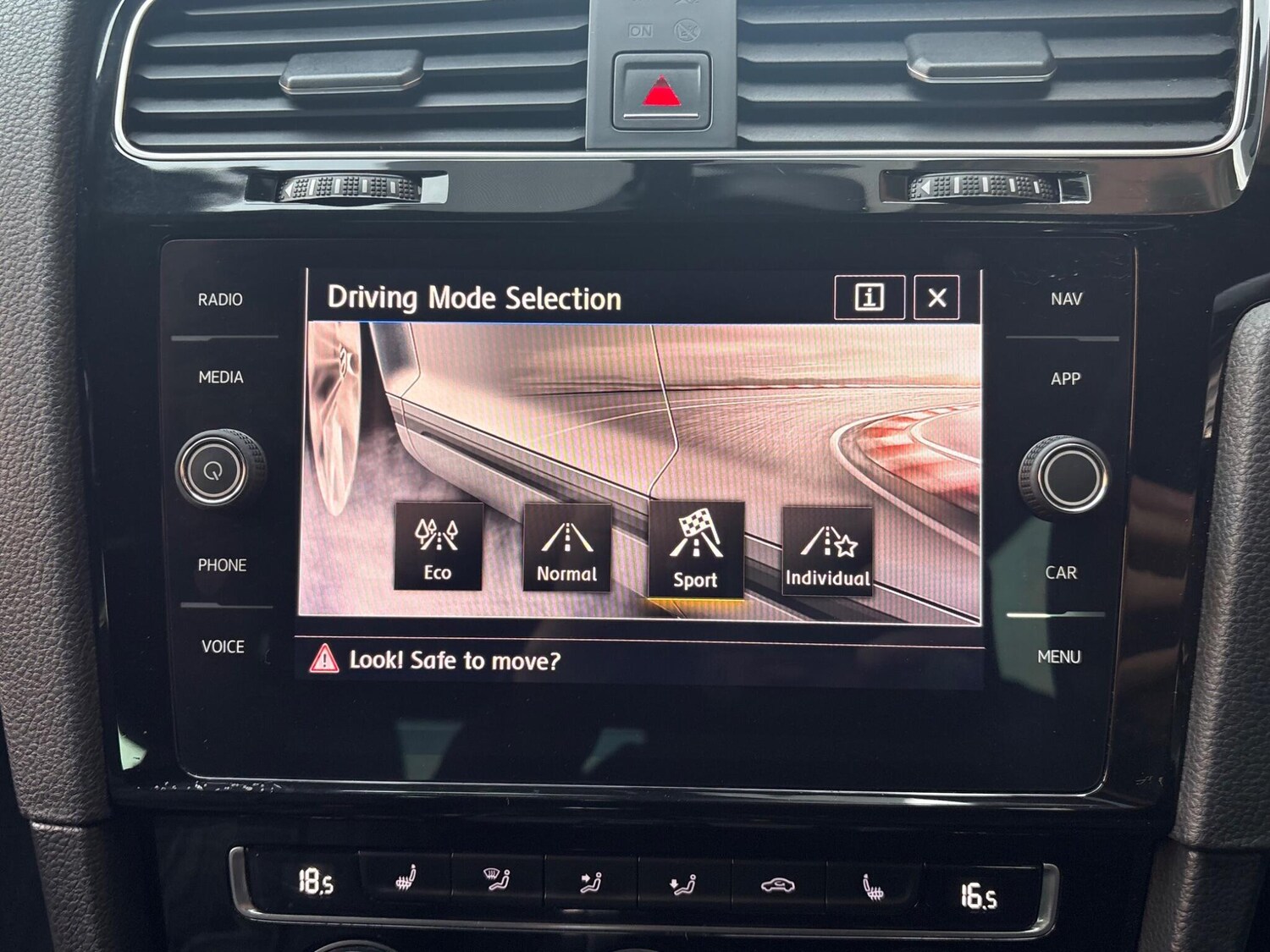 Used Volkswagen Golf 2017 for sale - 78043294: Photo 66