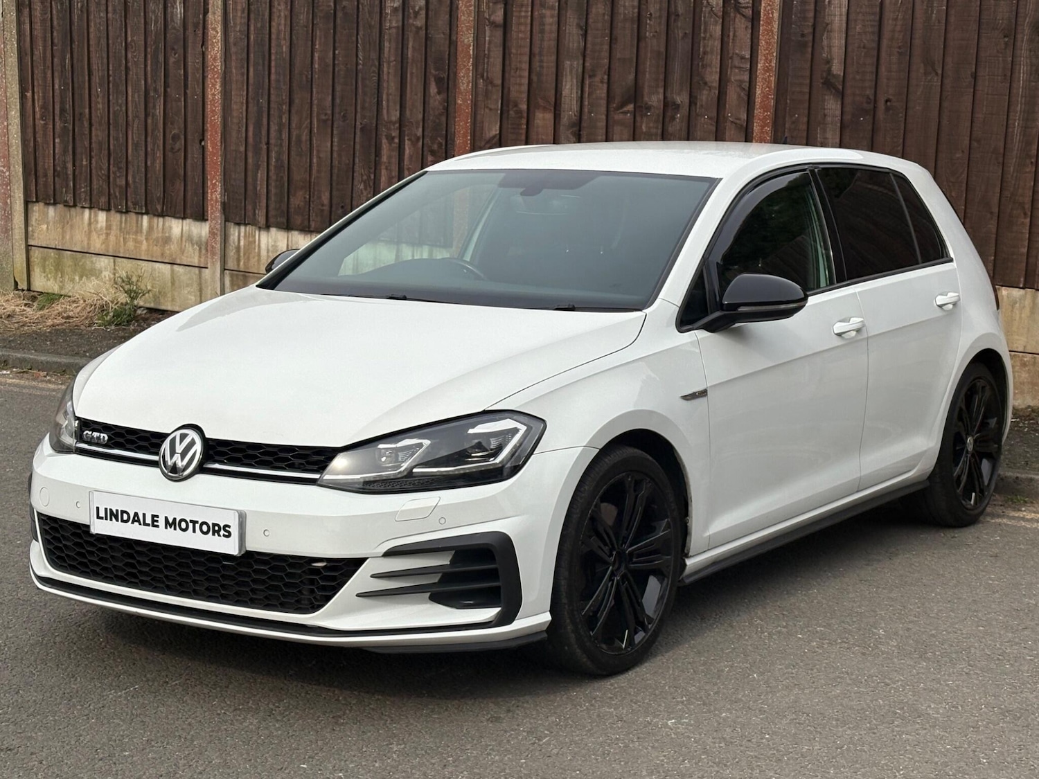 Used Volkswagen Golf 2017 for sale - 78043294: Photo 7