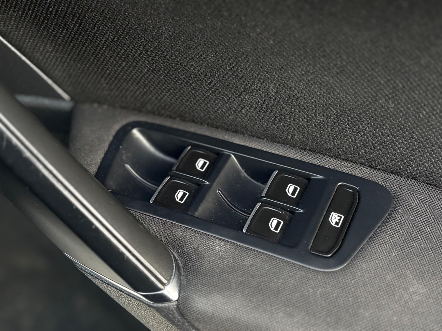 Used Volkswagen Golf 2017 for sale - 78043294: Photo 74