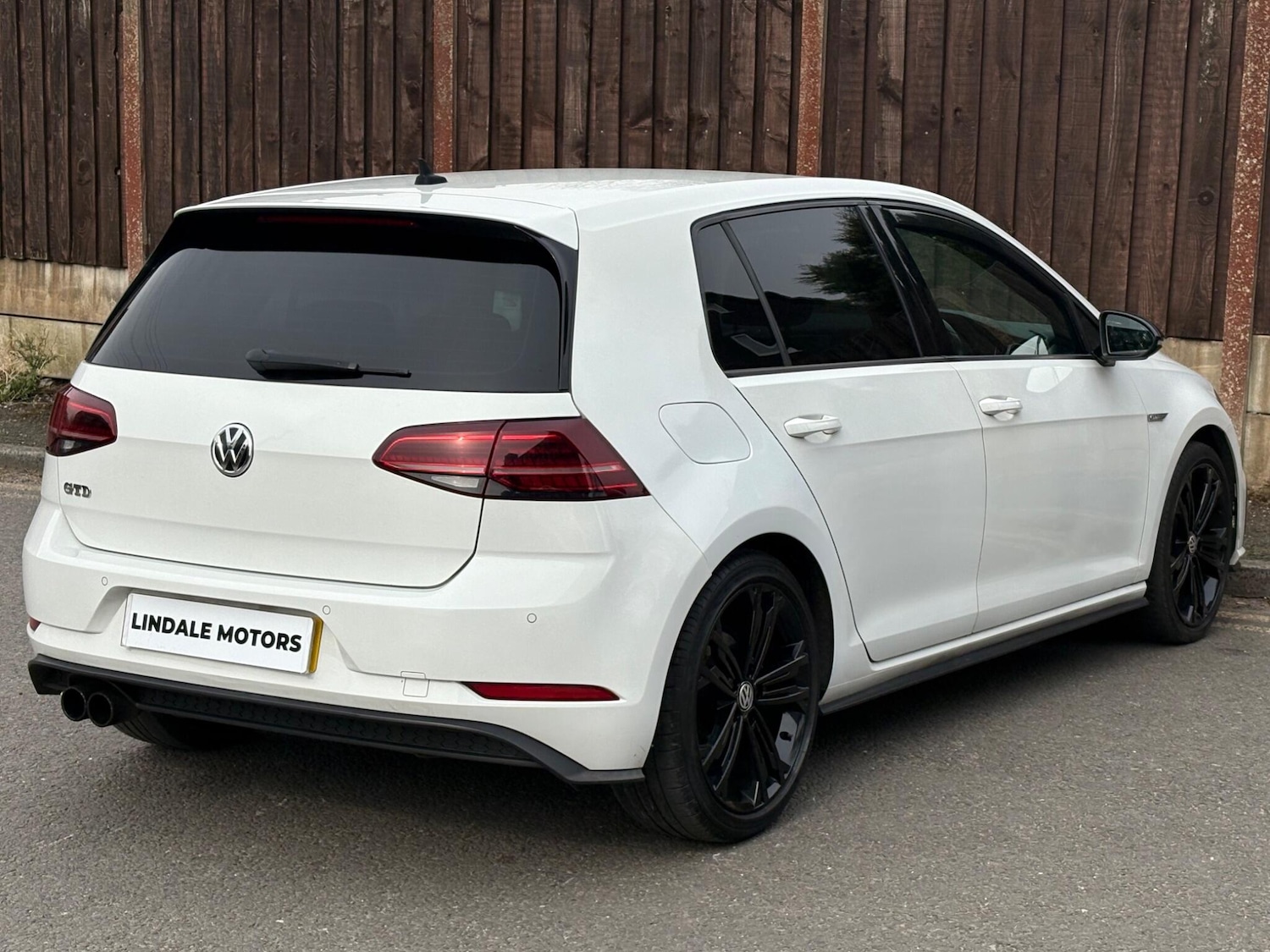 Used Volkswagen Golf 2017 for sale - 78043294: Photo 8