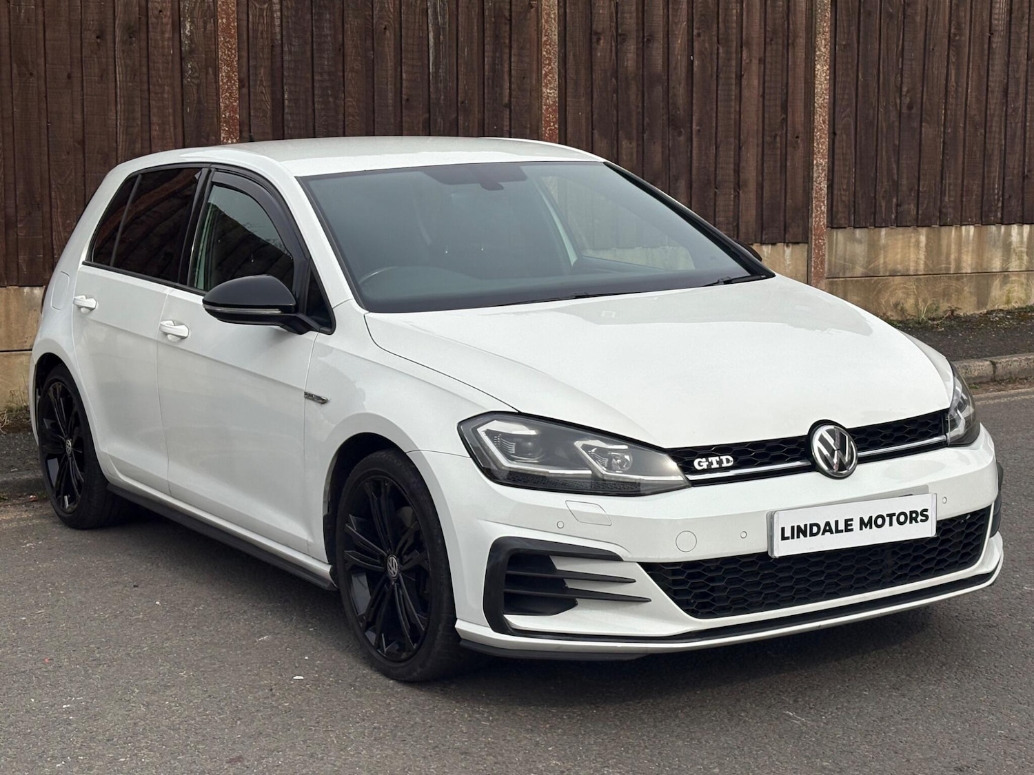 Used Volkswagen Golf 2017 for sale - 78043294: Photo 9