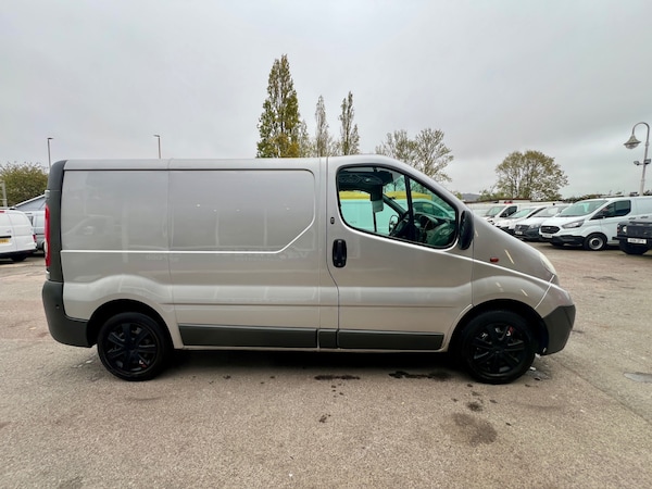 Used Vauxhall Vivaro 2011 for sale - 76263855: Photo 11