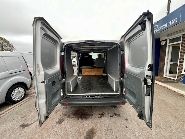 Used Vauxhall Vivaro 2011 for sale - 76263855: Photo 14