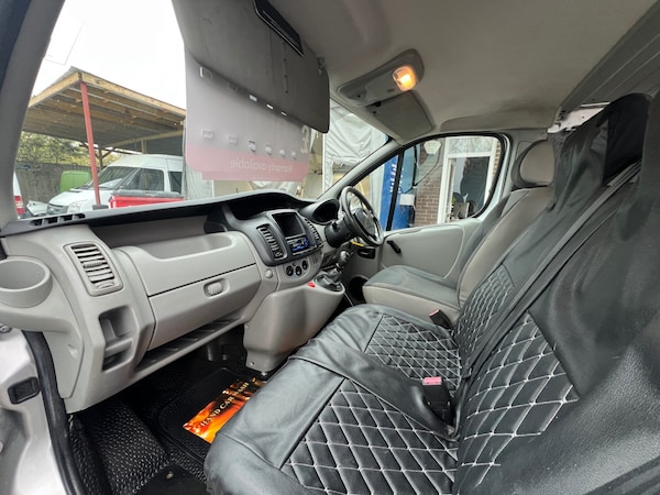 Used Vauxhall Vivaro 2011 for sale - 76263855: Photo 15
