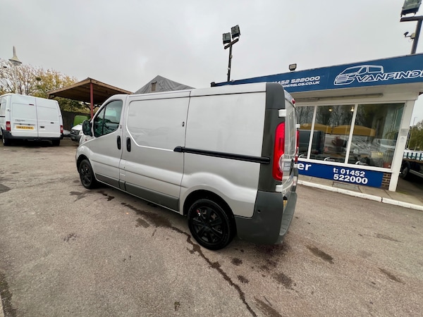 Used Vauxhall Vivaro 2011 for sale - 76263855: Photo 5