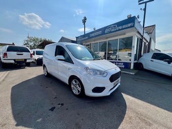 Used Ford Transit Courier 2020 for sale - 78391126: Photo