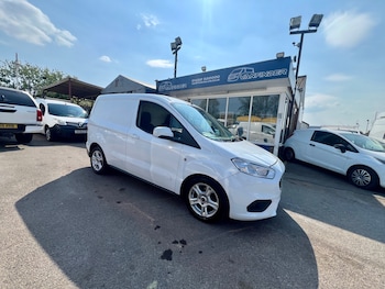 Used Ford Transit Courier 2020 for sale - 78391126: Photo