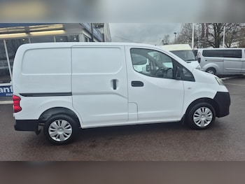 Used Nissan NV200 2017 for sale - 76879359: Photo