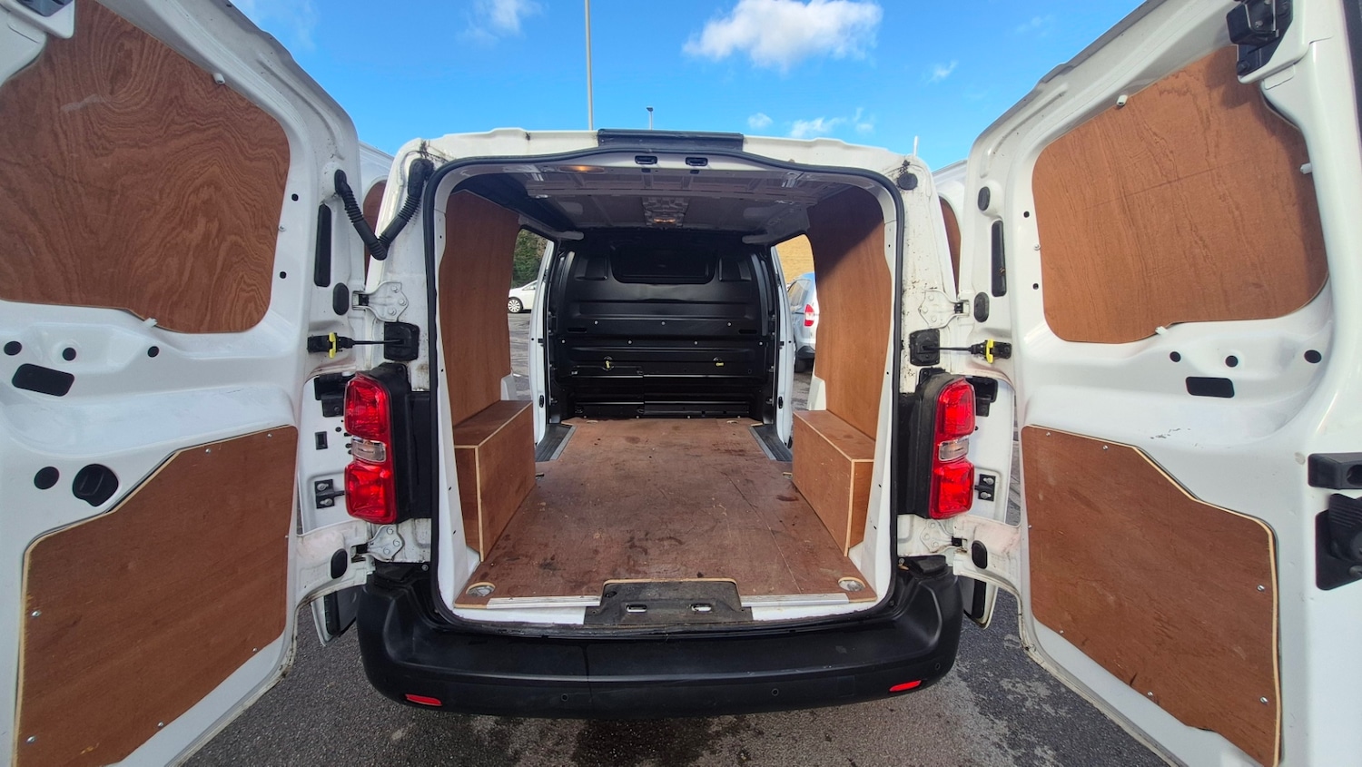 Used Peugeot Expert 2022 for sale - 76693459: Photo 10