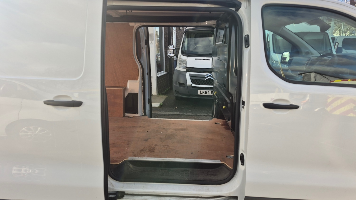 Used Peugeot Expert 2022 for sale - 76693459: Photo 18