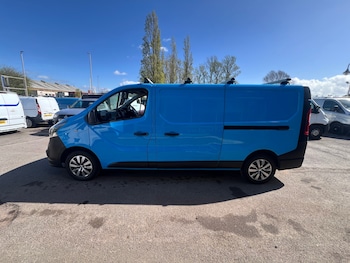 Used Vauxhall Vivaro 2016 for sale - 78210289: Photo