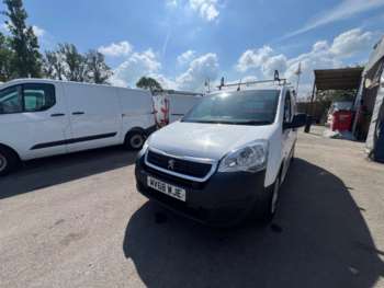 Used Peugeot Partner 2018 for sale - 74742416: Photo
