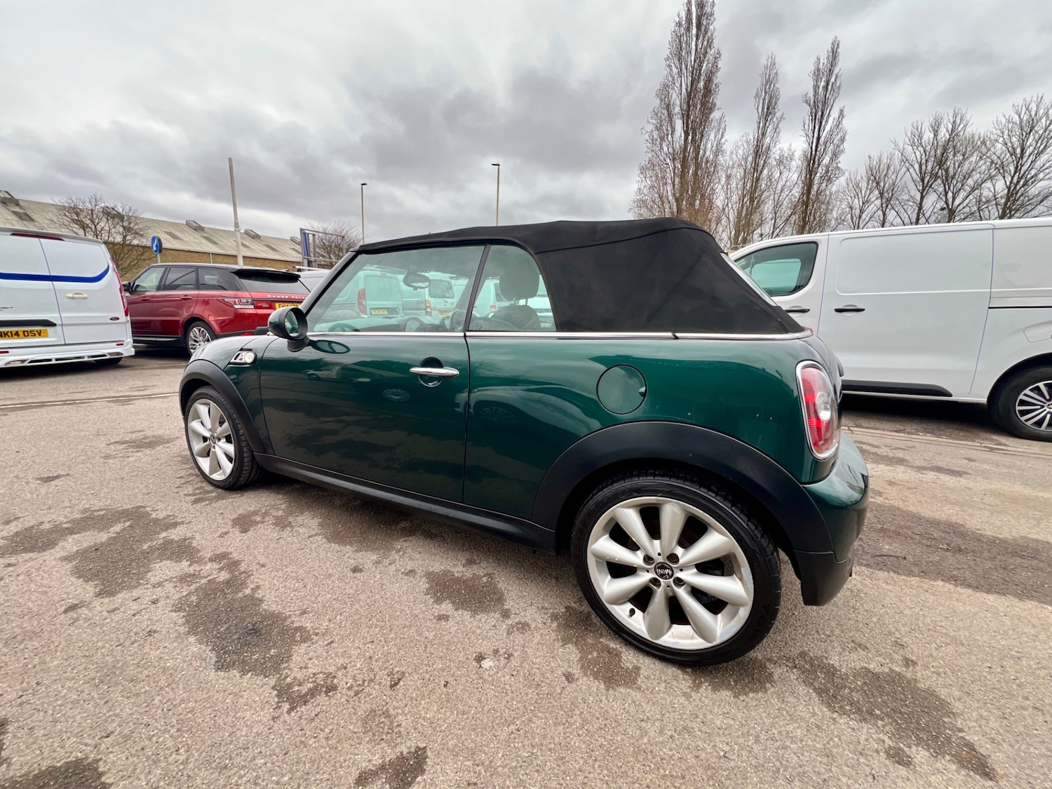 Used MINI Convertible 2010 for sale - 77776275: Photo 11