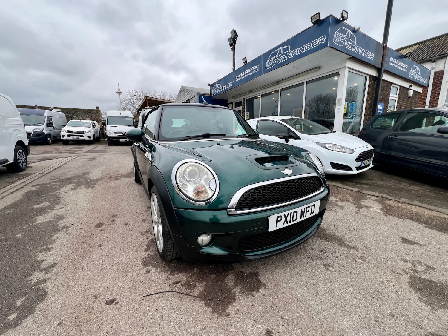 Used MINI Convertible 2010 for sale - 77776275: Photo 16