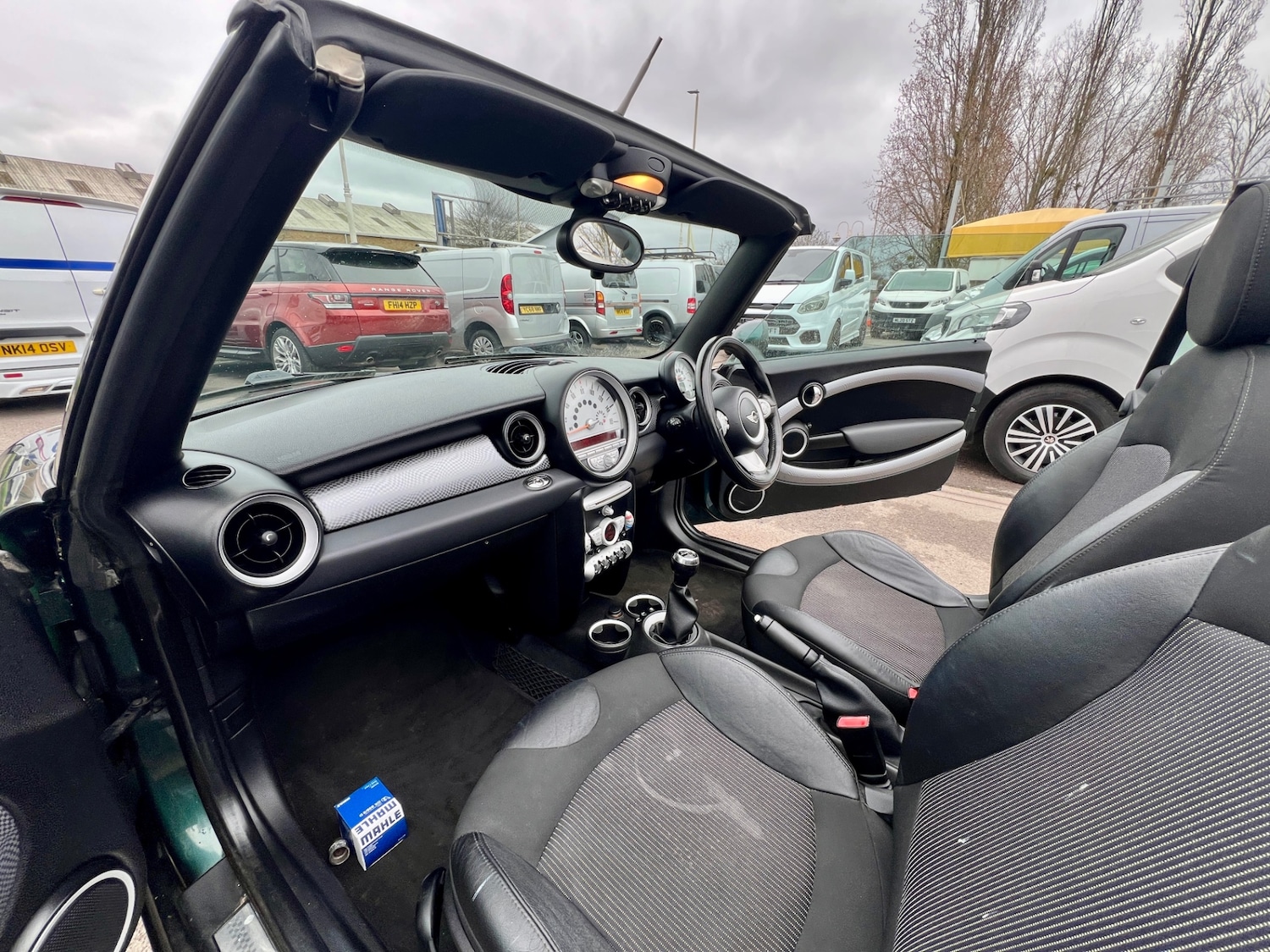 Used MINI Convertible 2010 for sale - 77776275: Photo 20