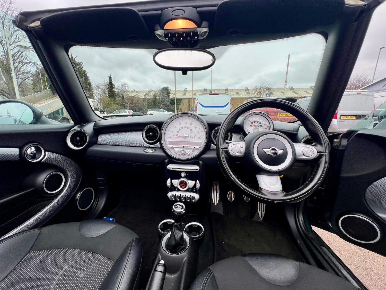 Used MINI Convertible 2010 for sale - 77776275: Photo 21