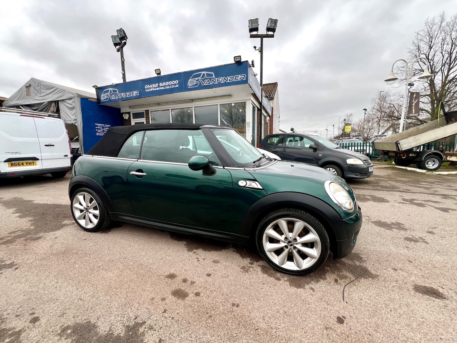 Used MINI Convertible 2010 for sale - 77776275: Photo 4