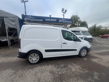 Used Citroen Berlingo 2014 for sale - 75981844: Photo