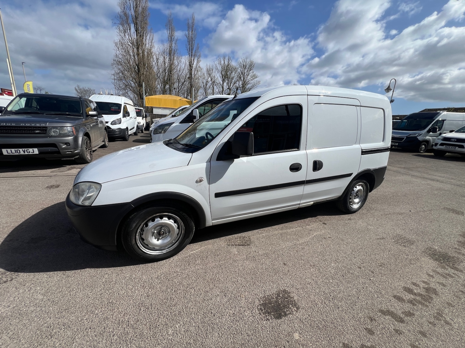 Used Vauxhall Combo 2010 for sale - 78078816: Photo 3