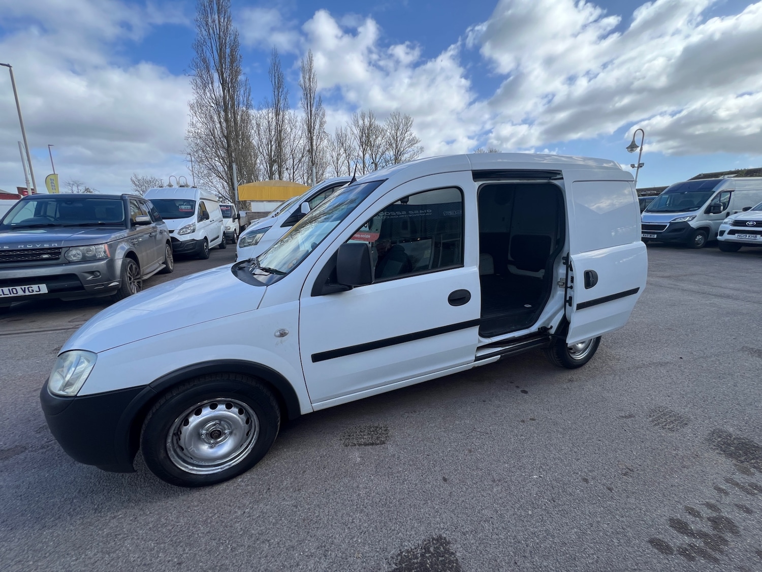 Used Vauxhall Combo 2010 for sale - 78078816: Photo 5