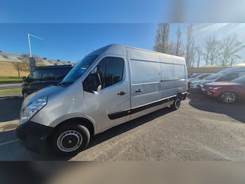 Vauxhall Movano feature image