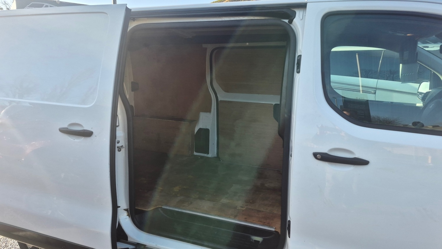 Used Peugeot Expert 2020 for sale - 77448161: Photo 10