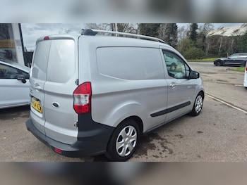 Used Ford Transit Courier 2015 for sale - 77915786: Photo