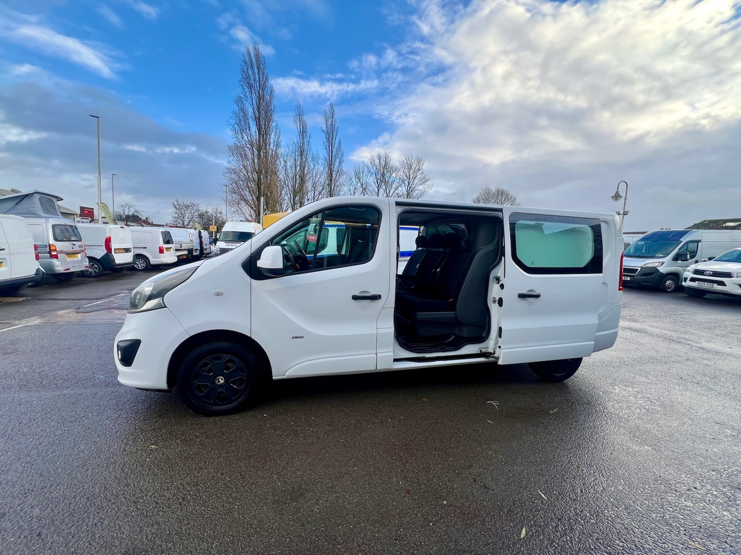 Used Vauxhall Vivaro 2014 for sale - 76845076: Photo 3