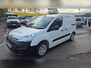 Used Citroen Berlingo 2017 for sale - 76130938: Photo 2