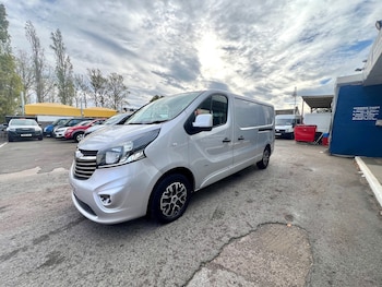Vauxhall - Vivaro